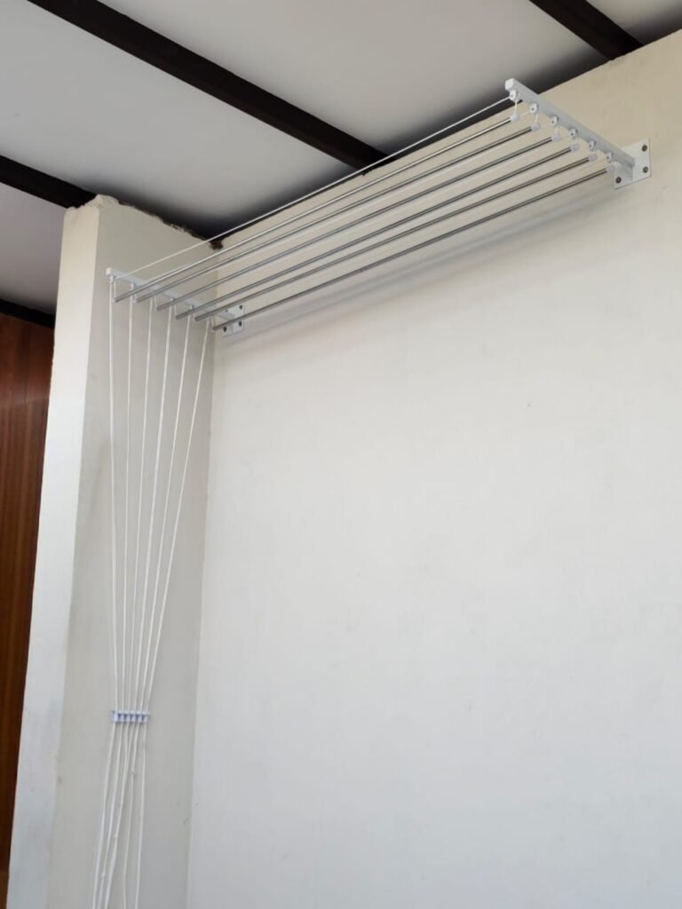 Wall Mounted Clothes Drying Hanger